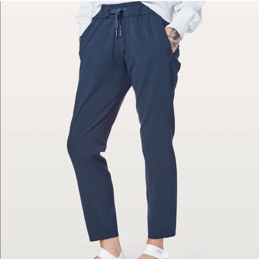 Lululemon On the Fly Woven pants